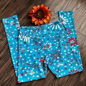 🦋B2G1🦋LuLaRoe Patriotic Firecracker Leggings